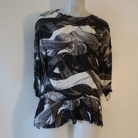 NWT Womens Escada Sport Black Gray White Fantasy Print Peplum Hem Top 36 US/S - Picture 1 of 9